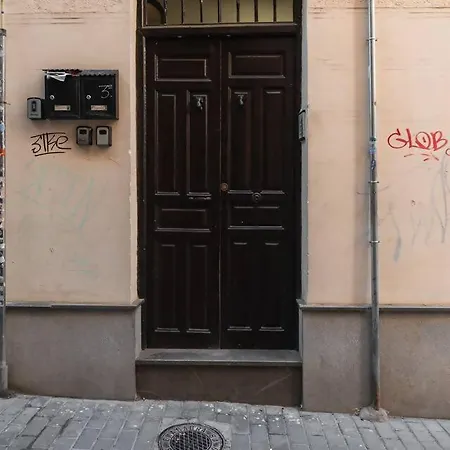 Casa De Tendillas En *